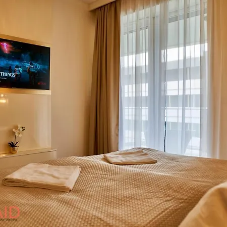 Azur - Hostaid * שיופוק