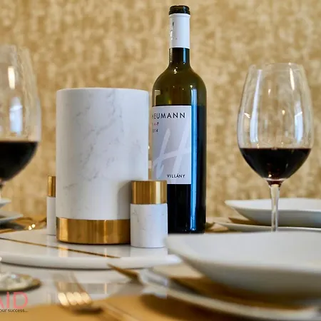 דירה Azur - Hostaid