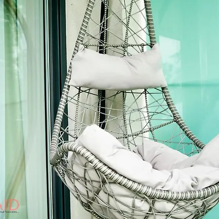 Azur - Hostaid שיופוק