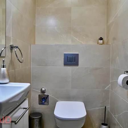 Azur - Hostaid Apartamento