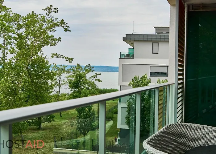Azur - Hostaid * Siófok